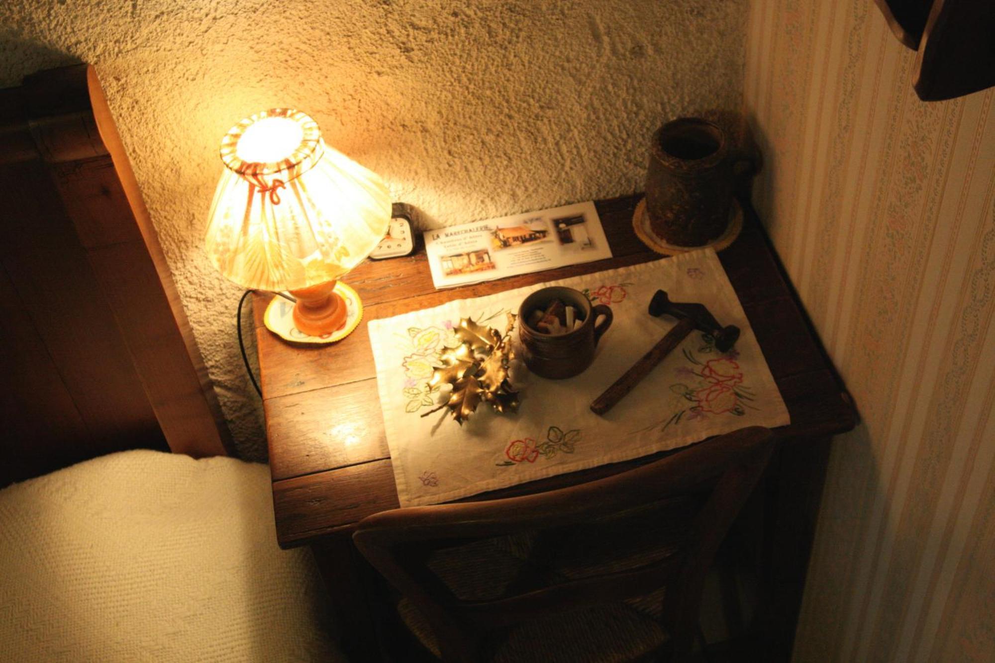 Monthodon La Marechalerie Bed & Breakfast エクステリア 写真