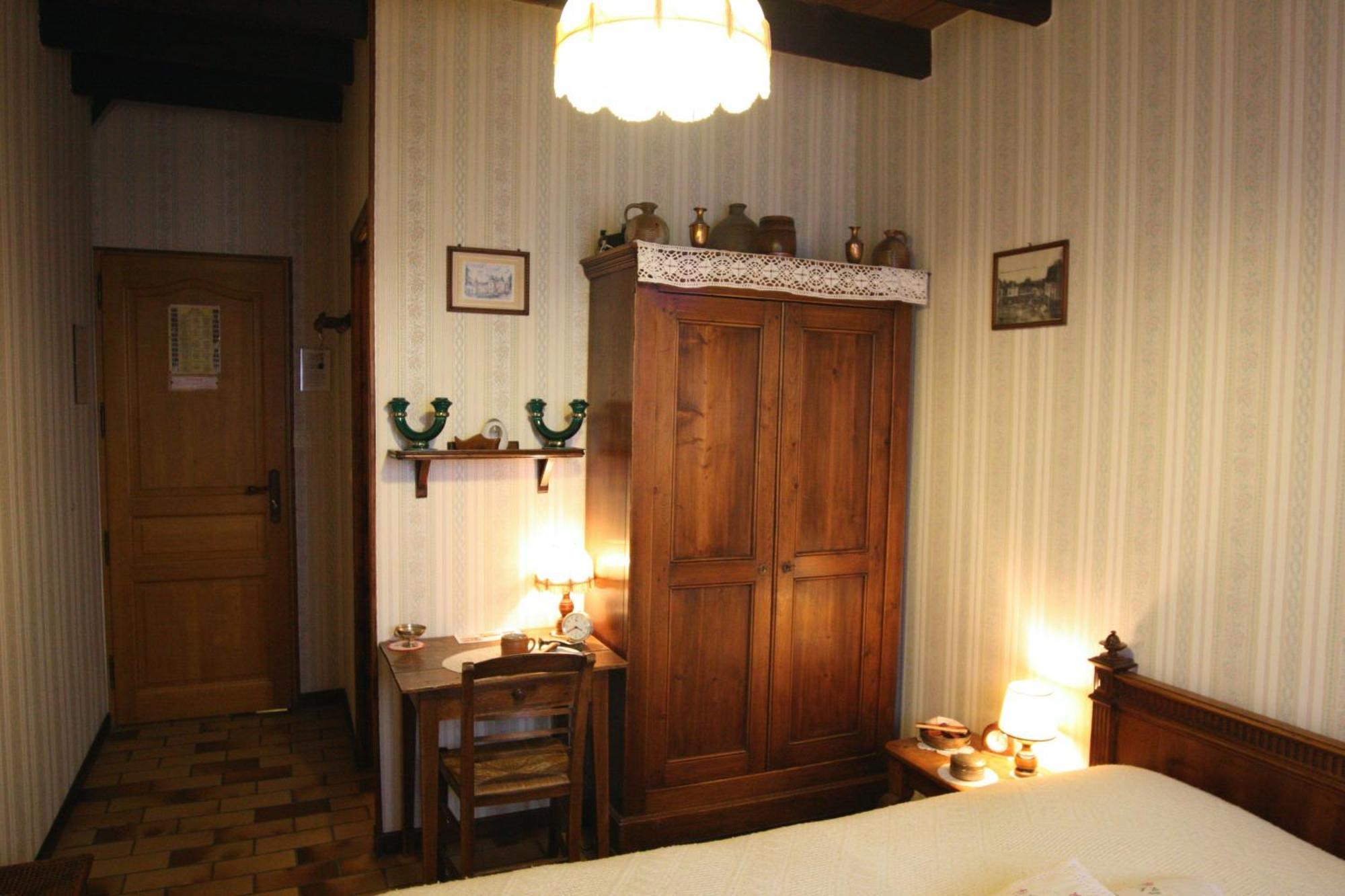 Monthodon La Marechalerie Bed & Breakfast エクステリア 写真